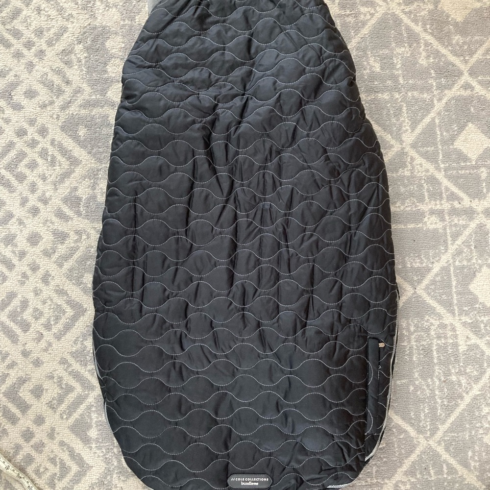 JJ COLE Urban Bundleme Bunting Stroller Cover Black W/Grey Stitching Ages 1-3